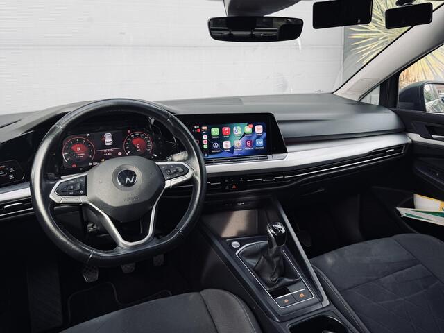 Volkswagen GOLF 1.0 TSI Life Pano/Navi/RijlesAuto