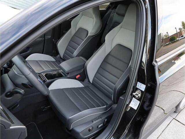 Volkswagen GOLF GTE 1.5 eHybrid 272PK | Panodak | Leer | Stoel Ventilatie | Head-up | Keyless | Camera | Memory | IQ Light | Stoel&Stuurverwarming |