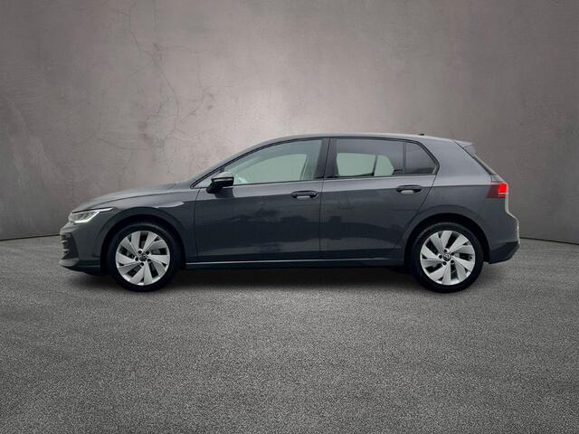 Volkswagen GOLF Life Edition 1.5 TSI 115pk Adaptive cruise control, Achteruitrijcamera, LED koplampen, App connect, Stoelverwarming, Parkeersensoren