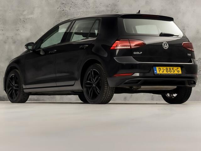 Volkswagen GOLF 1.0 TSI Sportline (APPLE CARPLAY, GROOT NAVI, CLIMATE, PARKEERSENSOREN, LM VELGEN, SPORTSTOELEN, CRUISE, NIEUWE APK, NIEUWSTAAT)