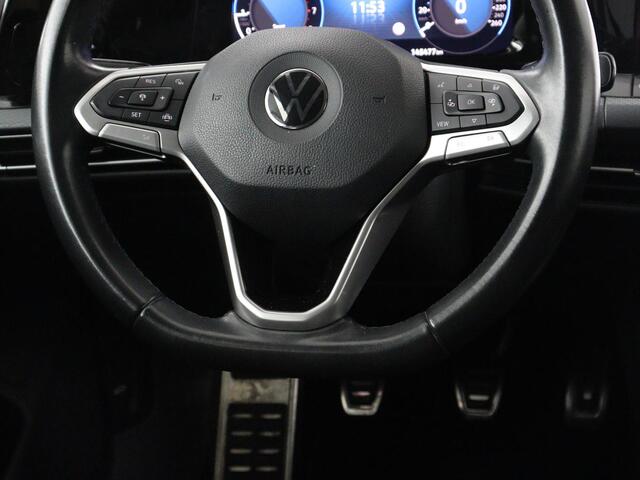 Volkswagen GOLF 1.5 TSI Active Life | Trekhaak | Stoelverwarming | Carplay | Sfeerverlichting | Navigatie | Adaptive cruise | Parkeerhulp | Stuurverwarming | Bluetooth | Climate control