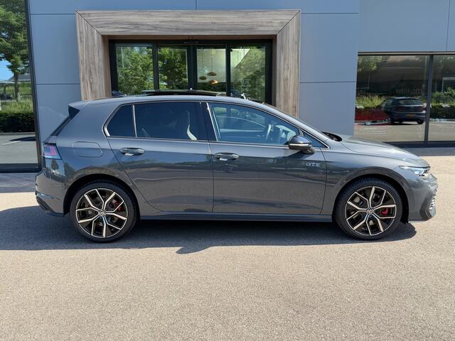 Volkswagen GOLF 1.5 eHybrid 272pk GTE | Panoramadak | Leder | 360 Camera | Head Up | Led Mistlampen | Rijklaar incl. garantie