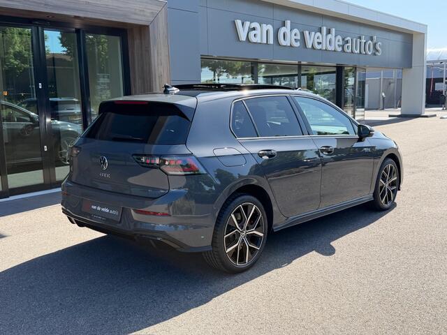 Volkswagen GOLF 1.5 eHybrid 272pk GTE | Panoramadak | Leder | 360 Camera | Head Up | Led Mistlampen | Rijklaar incl. garantie