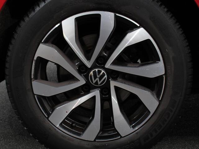 Volkswagen GOLF 1.0 eTSI 110pk Active Automaat Panorama dak Navigatie Climate Control Adaptive Cruise Control Virtual Cockpit Stoelverwarming Extra Getint Glas