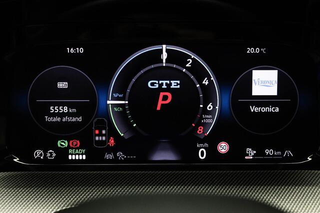 Volkswagen GOLF 1.5 eHybrid GTE | BLACK STYLE / MULTIMEDIA PLUS- PACK | HEAD UP | STUURVERWARMING | DRAADLOZE LADER | CAMERA