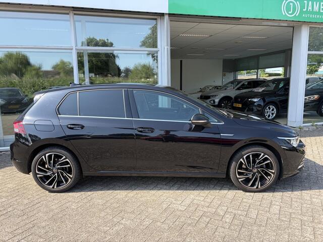 Volkswagen GOLF 1.5 eTSI Style, 150pk, Nav, Carplay, Stoelverw. Digital Cockpit