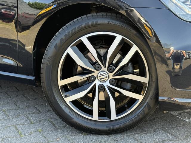 Volkswagen GOLF Variant 1.5 TSI Highline | Pano | Trekhaak | ACC | Camera | LED | Keyless