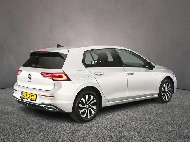 Volkswagen GOLF Life 1.5 TSI 150pk Adaptive cruise control, LED koplampen, Parkeersensoren, Stoelverwarming, Airco, App connect, DAB, Radio, Stuurwiel verwarmd