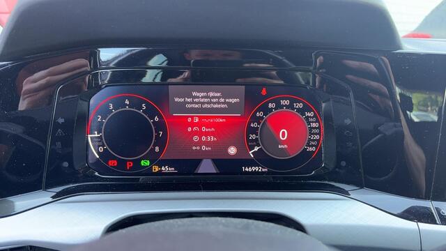 Volkswagen GOLF 1.0 eTSI Life AUTOMAAT / TREKHAAK / SFEER / CARPLAY / NAVI / CLIMA / PDC / ACC / DAB+ / NL-AUTO