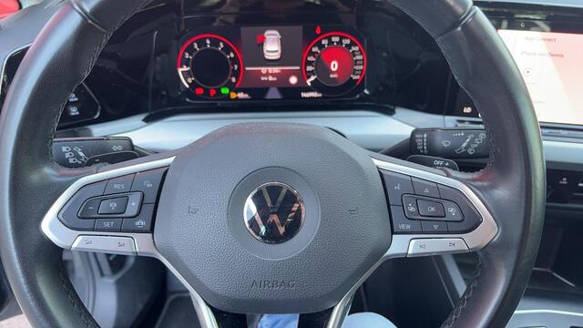Volkswagen GOLF 1.0 eTSI Life AUTOMAAT / TREKHAAK / SFEER / CARPLAY / NAVI / CLIMA / PDC / ACC / DAB+ / NL-AUTO