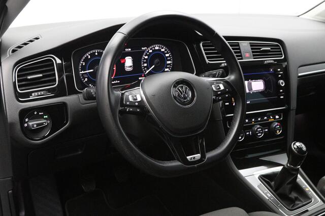 Volkswagen GOLF Variant 1.5 TSI 150 PK R-Line Highline BNS, Trekhaak, Digitale Cockpit, LED, Camera, Stoelverwarming, Camera