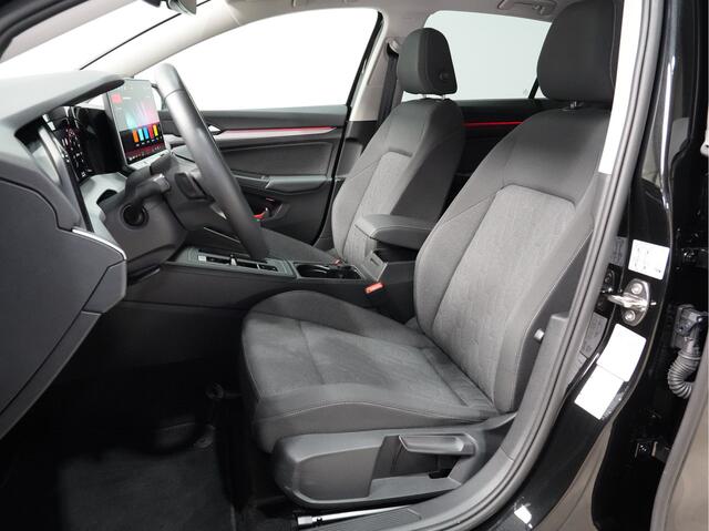 Volkswagen GOLF 1.5 eTSI DSG | Full-LED | Stoel/Stuurverw. | Camera | 18"Lm 21