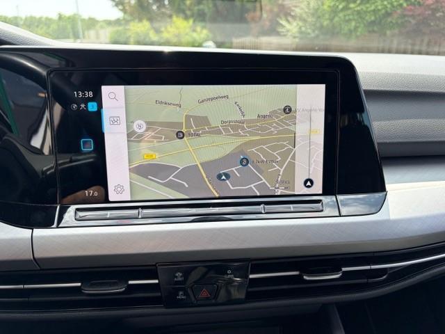 Volkswagen GOLF Variant 1.0 TSI Life