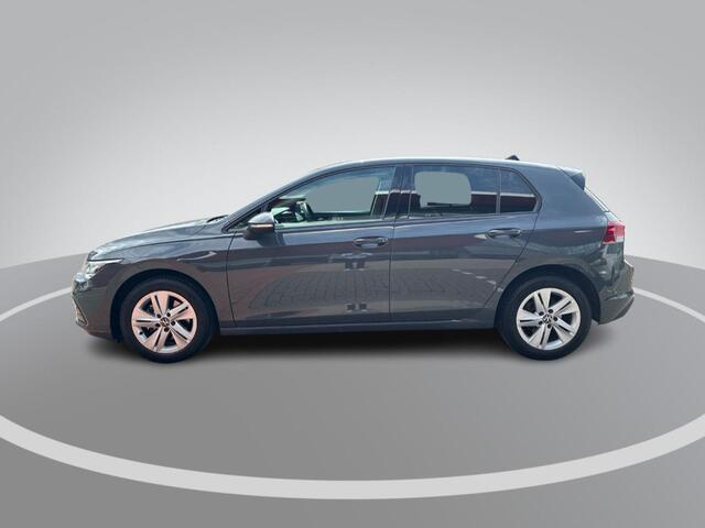 Volkswagen GOLF 1.0 eTSI 110pk DSG Life Business · Camera · Apple/Android Car Play · ACC · Sfeerverlichting · Navigatie · Verkeersbord Detectie · Garantie t/m 06-02-2028 of 100.000km