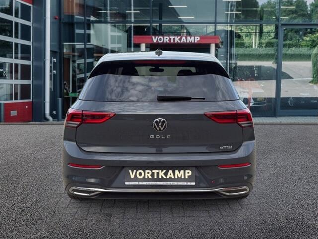 Volkswagen GOLF 1.5 eTSI DSG STYLE TREKHAAK/ACC/LED/MEM/STOEL+STUURVERW/CARPLAY