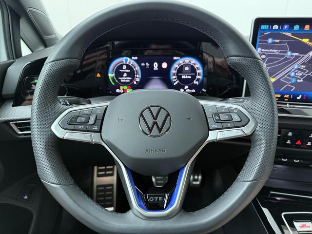 Volkswagen GOLF 1.5 eHybrid GTE | 272 PK | Adaptive Cruise Control | Achteruitrijcamera | Head-up Display | Matrix LED | Stoelverwarming |
