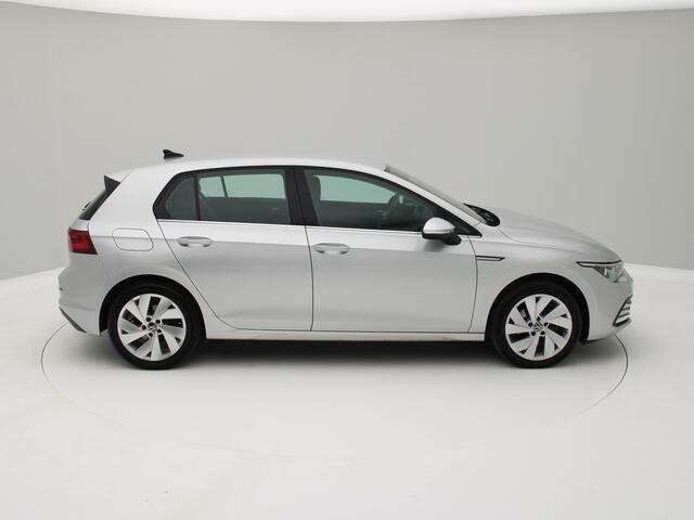 Volkswagen GOLF 1.5 eTSI Style ACC, Led, Massage, Trekhaak