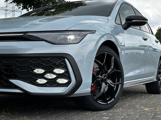 Volkswagen GOLF GTE 1.5 TSI eHybrid 272pk DSG Panoramadak / Demonstratieauto