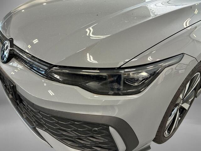 Volkswagen GOLF 1.5 272pk DSG eHybrid GTE · Panoramadak · 360 Camera · P-Sensoren · Head-Up · Apple/Android Car Play · IQ.Light · 18'' Inch · Garantie t/m 03-08-2030 of 100.000km
