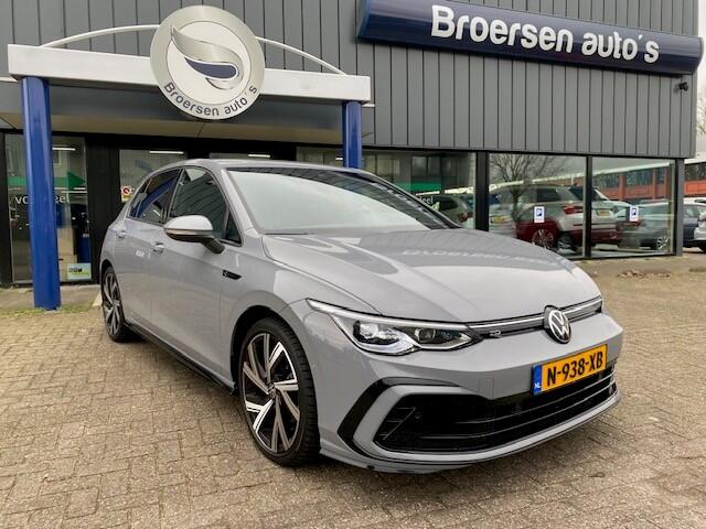 Volkswagen GOLF 1.5 eTSI R-Line | 130PK | Automaat | Navigatie |