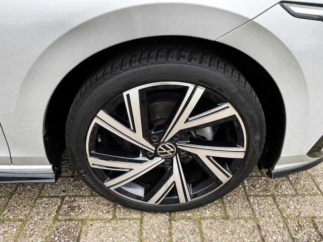 Volkswagen GOLF 1.5 TSI R-Line