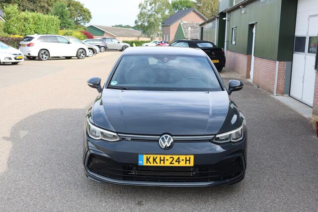 Volkswagen GOLF 1.5 eTSI R-Line, Mild Hybrid, Compleet, 17 inch, Cruise, Clima, Digitaal dash, Parkeersensoren, Led, Prachtige uitvoering, Apple en Android we connect