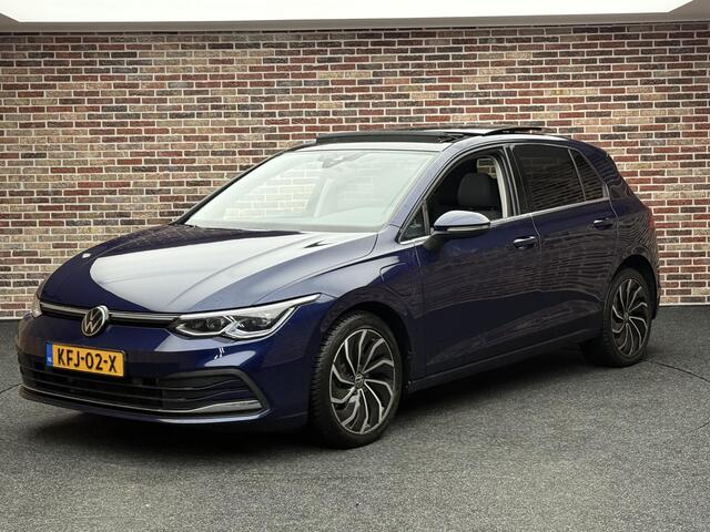 Volkswagen GOLF 1.4 eHybrid Style Panoramadak Virtual Massage Camera