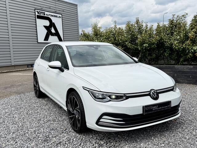Volkswagen GOLF 1.4 eHybrid Style Navi|IQLight|Memoryinter|Stuuverw 204PK