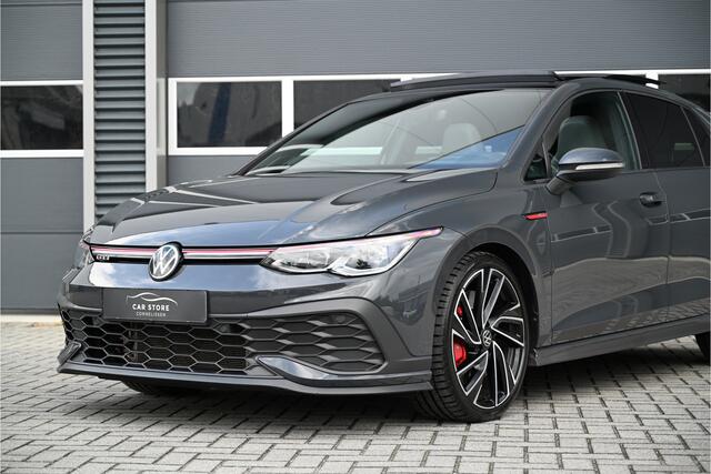 Volkswagen GOLF 2.0 TSI GTI CLUBSPORT 300 PK / PANO / LEDER / NURNBURGRING / HARMAN KARDON / IQ LIGHT / HEAD UP DISPLAY