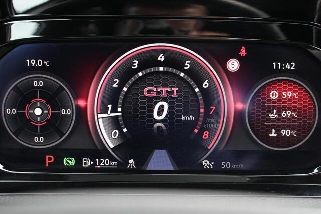 Volkswagen GOLF 2.0 TSI GTI Automaat | Navigatiesysteem | Panoramadak | Stoel en Stuurwielvewaring