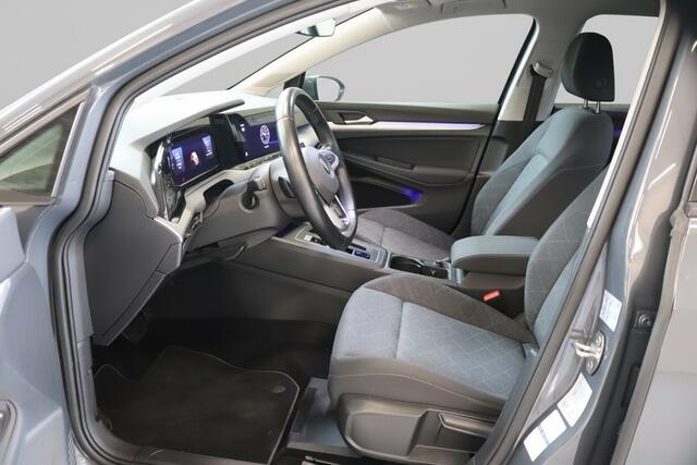 Volkswagen GOLF 1.5 eTSI 150PK Style Automaat Navigatie/Camera/Adaptive-cruise/Head-up display