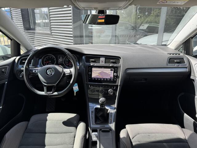 Volkswagen GOLF 1.0 TSI Comfortline*Navigatie*ECC*Trekhaak*