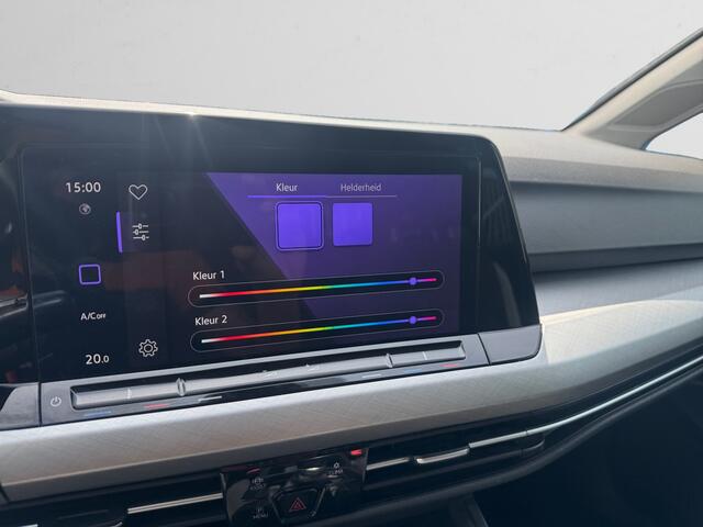 Volkswagen GOLF Variant 1.0 TSI Life+ Dealer Onderhouden, Carplay, Android Auto, Lane assist, Sfeerverlichting