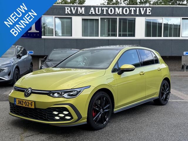 Volkswagen GOLF 1.4 eHybrid GTE 32.000 KM! | PANO | HEAD-UP DISPLAY | KEYLESS | IQ LED MATRIX | WINTERPAKKET | CAMERA | ADAPTIEVE CRUISE CONTROL | DODEHOEKDETECTIE | ALL SEASONS | FULL OPTIONS | RIJKLAAR + 12 MND BOVAG GARANTIE