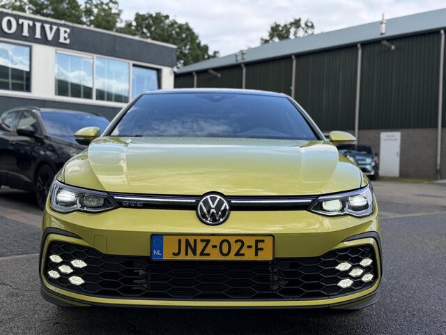 Volkswagen GOLF 1.4 eHybrid GTE 32.000 KM! | PANO | HEAD-UP DISPLAY | KEYLESS | IQ LED MATRIX | WINTERPAKKET | CAMERA | ADAPTIEVE CRUISE CONTROL | DODEHOEKDETECTIE | ALL SEASONS | FULL OPTIONS | RIJKLAAR + 12 MND BOVAG GARANTIE