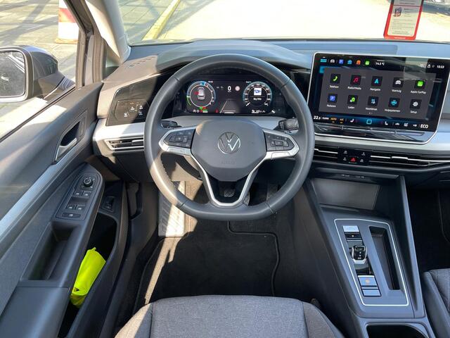 Volkswagen GOLF 1.5 eHybrid 204PK DSG Life Edition / Panoramadak / Digital Cockpit Pro / 18'' LMV / VW