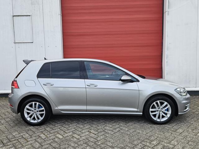 Volkswagen GOLF 1.0 TSI Comfortline | Carplay | Camera | Trekhaak