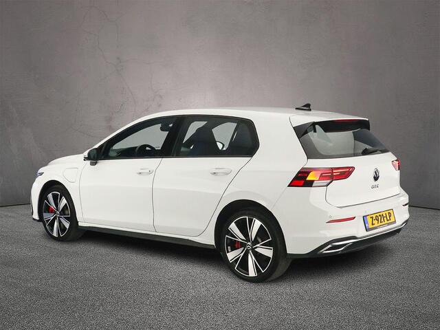 Volkswagen GOLF GTE 1.4 TSI eHybrid 245pk DSG Automaat Adaptive cruise control, Navigatie, LED koplampen, Parkeersensoren, App connect, Airco, DAB, Radio