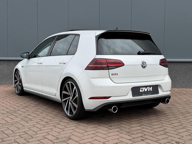 Volkswagen GOLF 2.0 TSI GTI Performance PANO | DCC | DYN