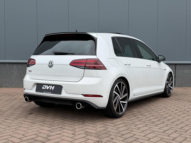 Volkswagen GOLF 2.0 TSI GTI Performance PANO | DCC | DYN