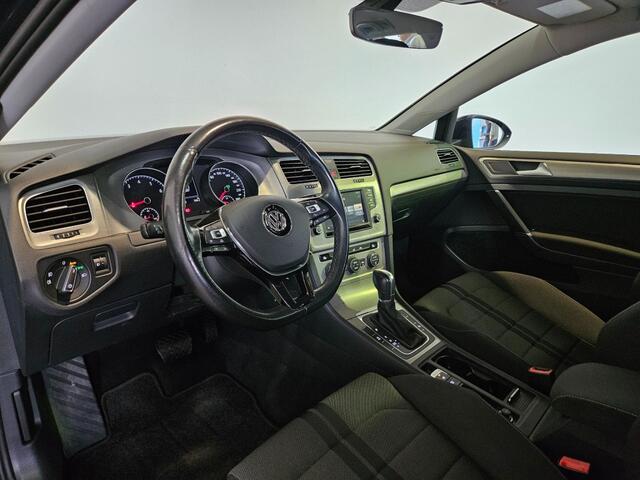 Volkswagen GOLF Variant 1.0 TSI Connected Series / Navi / Camera / NL Aut