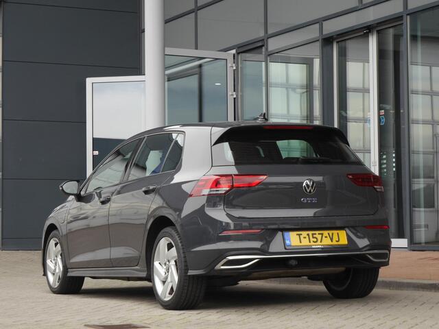 Volkswagen GOLF 1.4 eHybrid GTE | Afneembare trekhaak | Navigatie | Led | Climate control | Lichtmetalen velgen