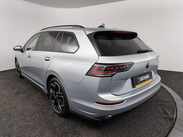 Volkswagen GOLF Variant 1.5 eTSI R-Line Edition | Panoramadak | Stoelverwarming | Achteruitrijcamera | Navigatie |