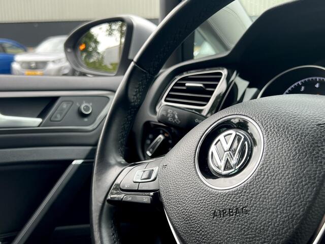 Volkswagen GOLF 1.5 TSI Highline BLIND SP. LANE ACC CLIMA CAM