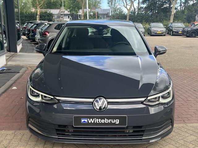 Volkswagen GOLF 1.4 eHybrid 204pk DSG Style / Virtual cockpit / Memory Seats / App. Connect / 16 LMV