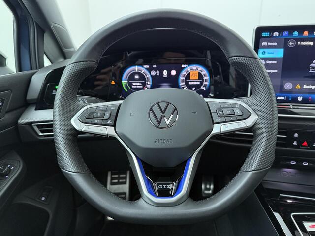 Volkswagen GOLF 1.5 eHybrid GTE | 272 PK | SoH 100% | Trekhaak | Panoramadak | Head-up display | Lederen bekleding | Achteruitrijcamera |