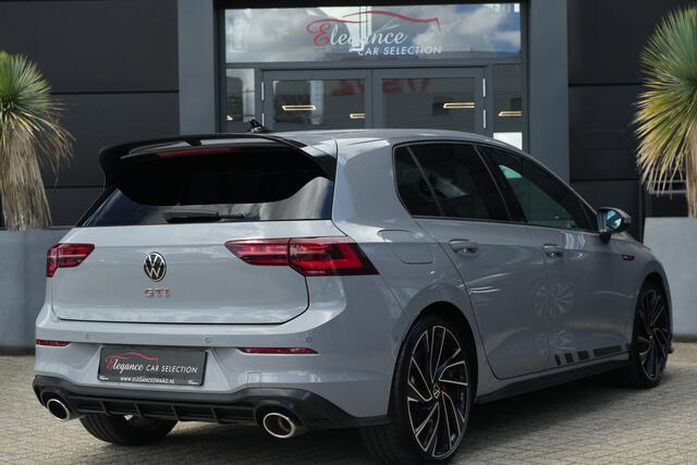Volkswagen GOLF 2.0 TSI GTI Clubsport 300pk Panoramdak/HarmanKardon/Camera