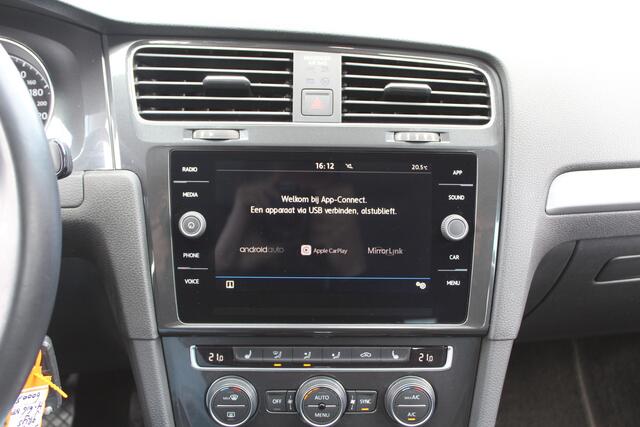 Volkswagen GOLF 1.5 TSI DSG-automaat Comfortline Business | Trekhaak