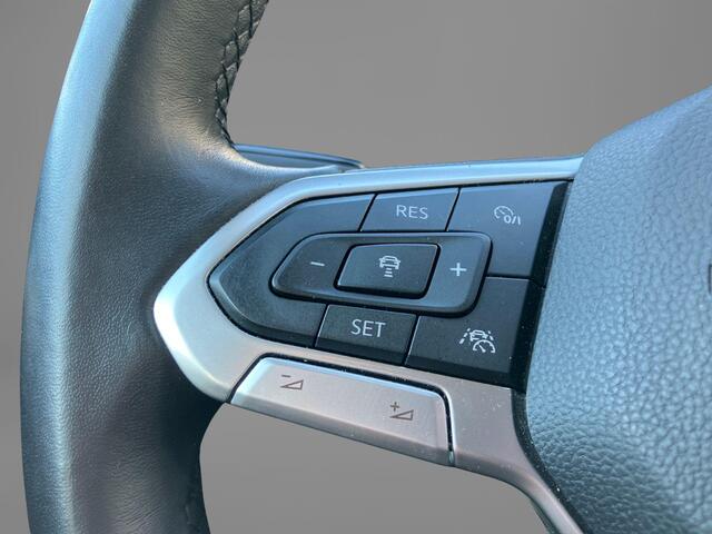 Volkswagen GOLF 1.5eTSI/150PK DSG Style · Navigatie · Stoelverwarming Apple/Android Car Play ·