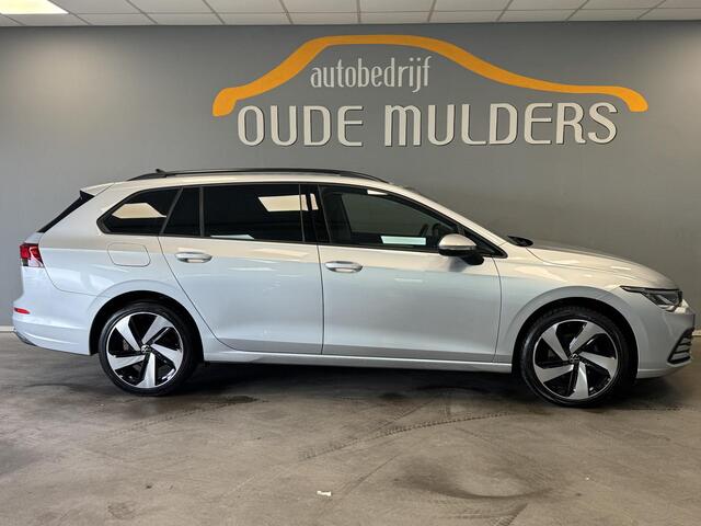 Volkswagen GOLF Variant 1.0 eTSI ACC/Carplay/Sensoren/Stoel-Stuurverwarming